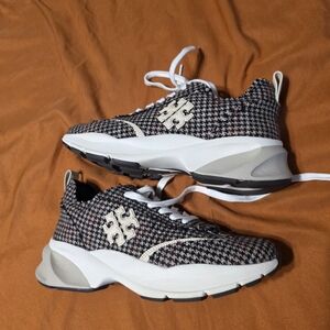 Tory Burch Good Luck Trainer Sneaker In Houndstooth With Leather Logo
